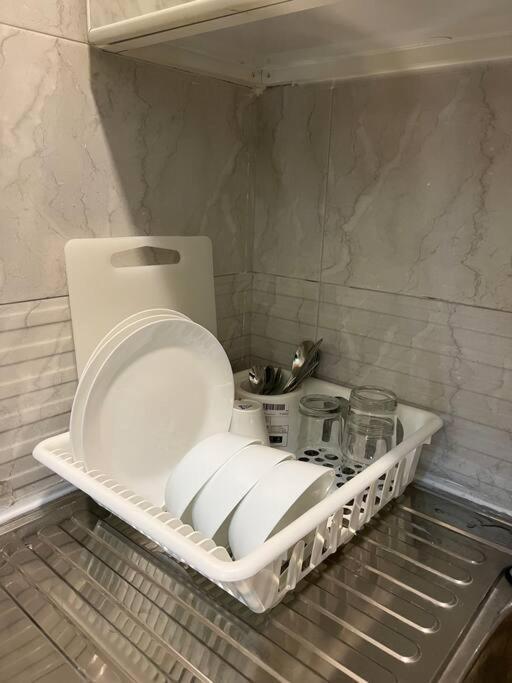 Luxury Private Studio Apartment Close To Airport 阿布扎比 外观 照片