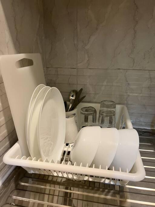 Luxury Private Studio Apartment Close To Airport 阿布扎比 外观 照片